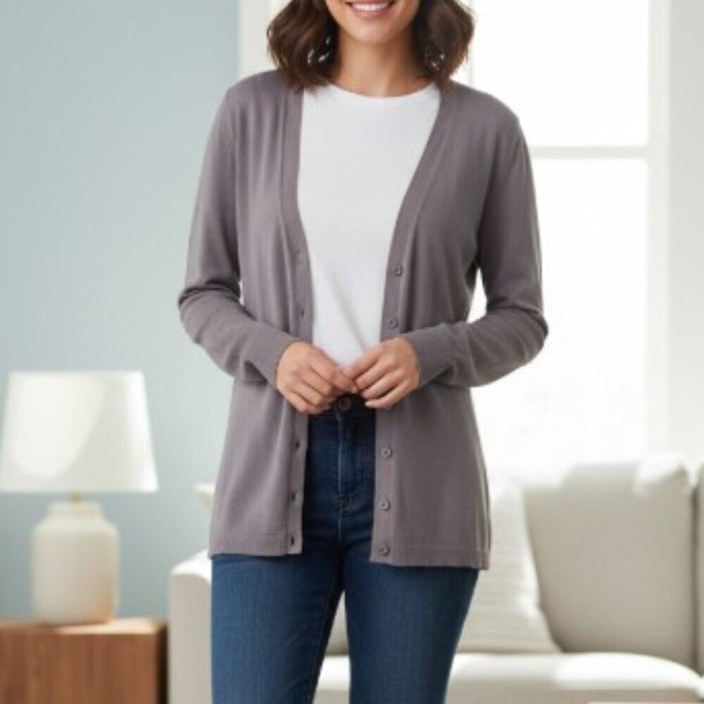 New York & Company Gray V-Neck Long Sleeve Button Down Cardigan Small Sweater